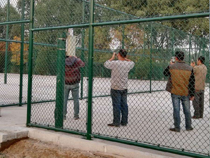 學(xué)校操場(chǎng)圍網(wǎng)