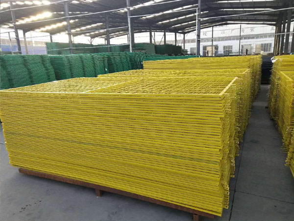 香港鋅鋼護(hù)欄廠區(qū)一覽-17 香港鋅鋼護(hù)欄廠區(qū)一覽-17