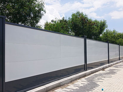 香港彩鋼圍擋護(hù)欄